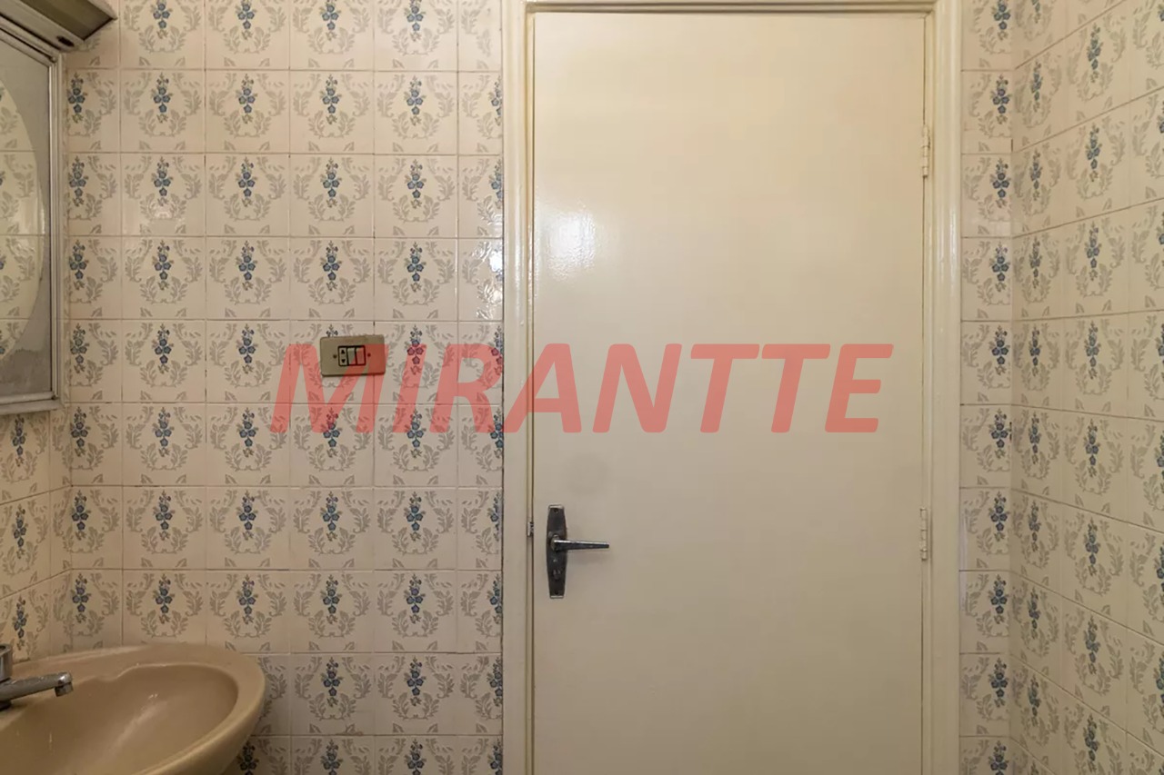 Sobrado de 224m² com 4 quartos em Vila Leonor