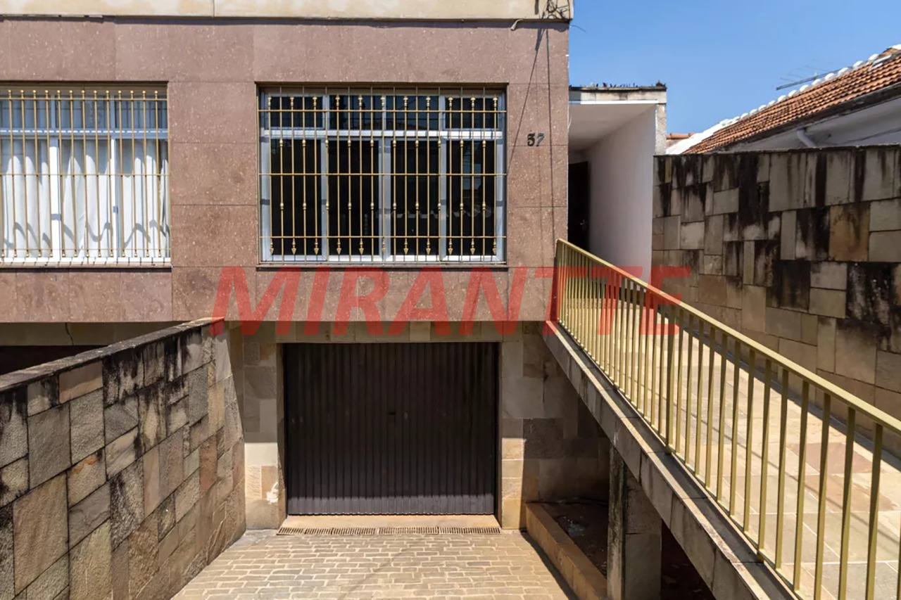 Sobrado de 224m² com 4 quartos em Vila Leonor