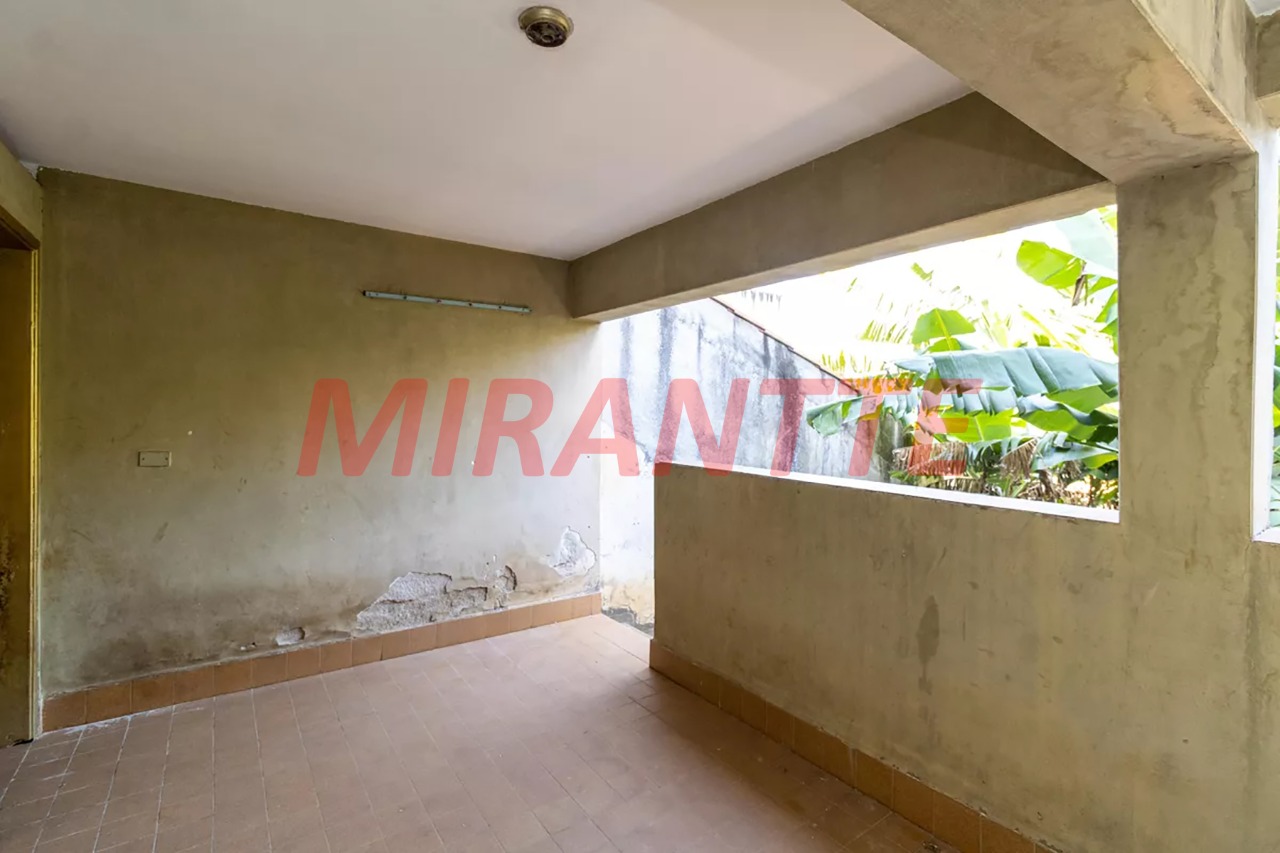 Sobrado de 224m² com 4 quartos em Vila Leonor