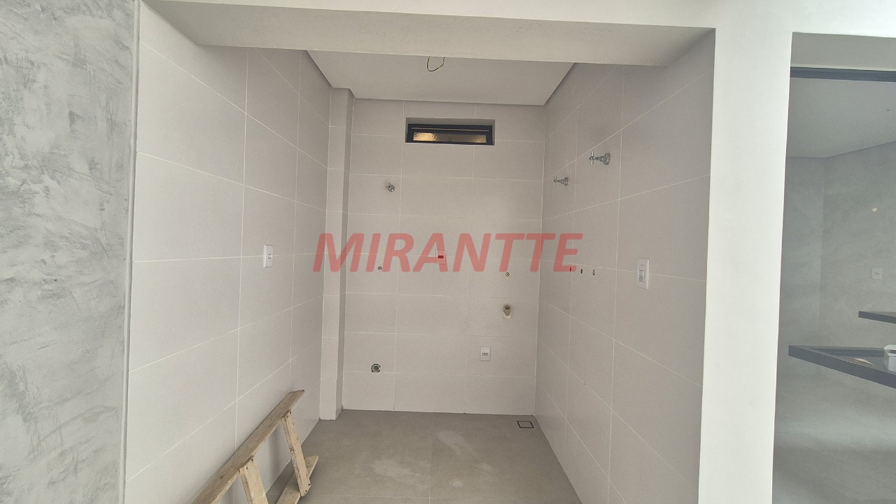 Sobrado de 210m² com 3 quartos em Chácara Santo Antônio (Zona Leste)