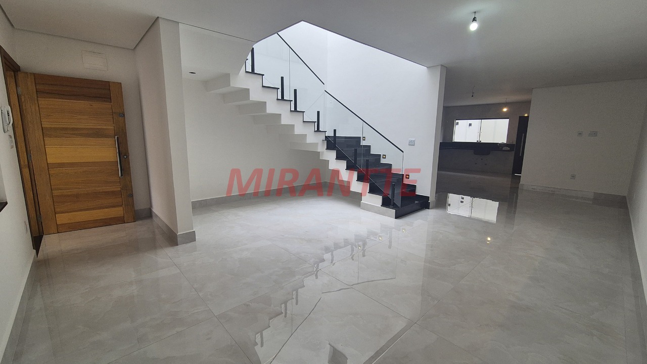 Sobrado de 210m² com 3 quartos em Chácara Santo Antônio (Zona Leste)