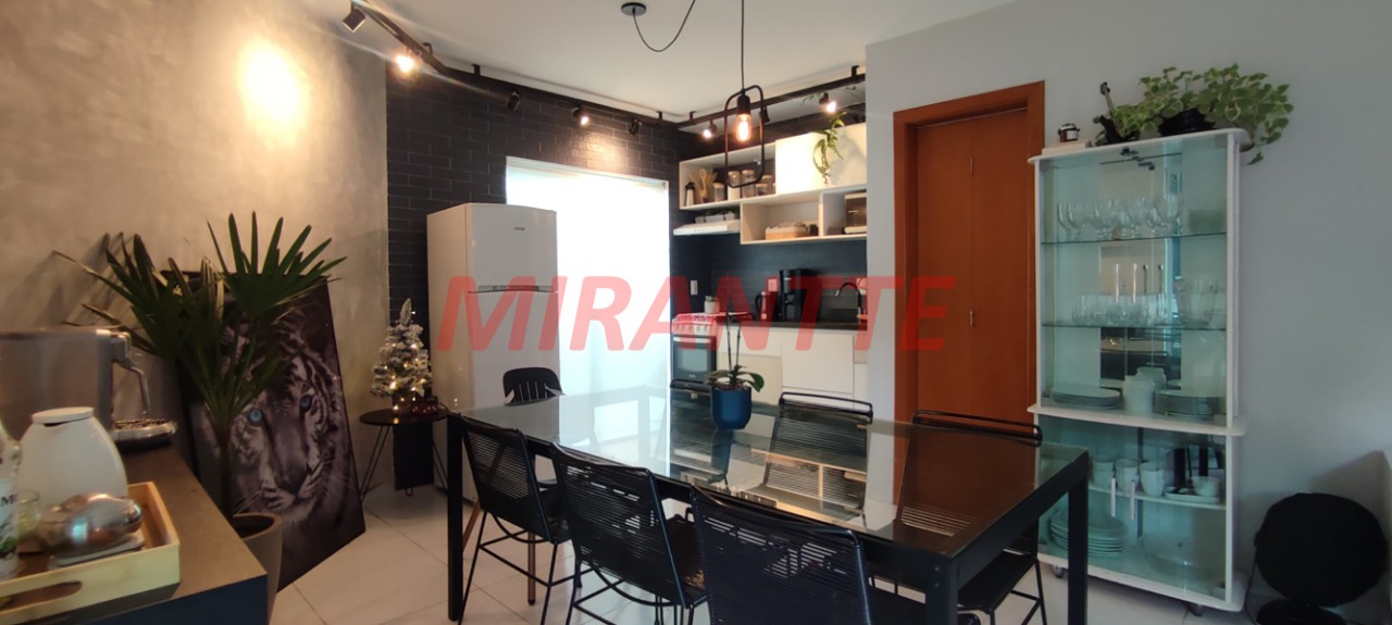 Cond. fechado de 55m² com 2 quartos em Vila Mazzei