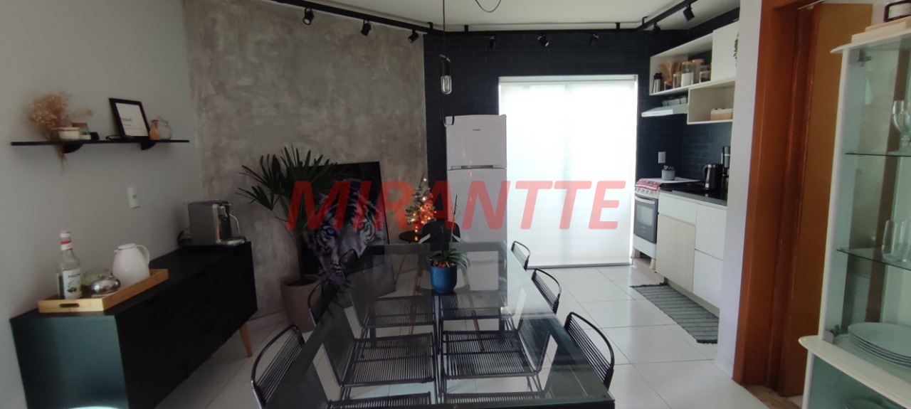 Cond. fechado de 55m² com 2 quartos em Vila Mazzei