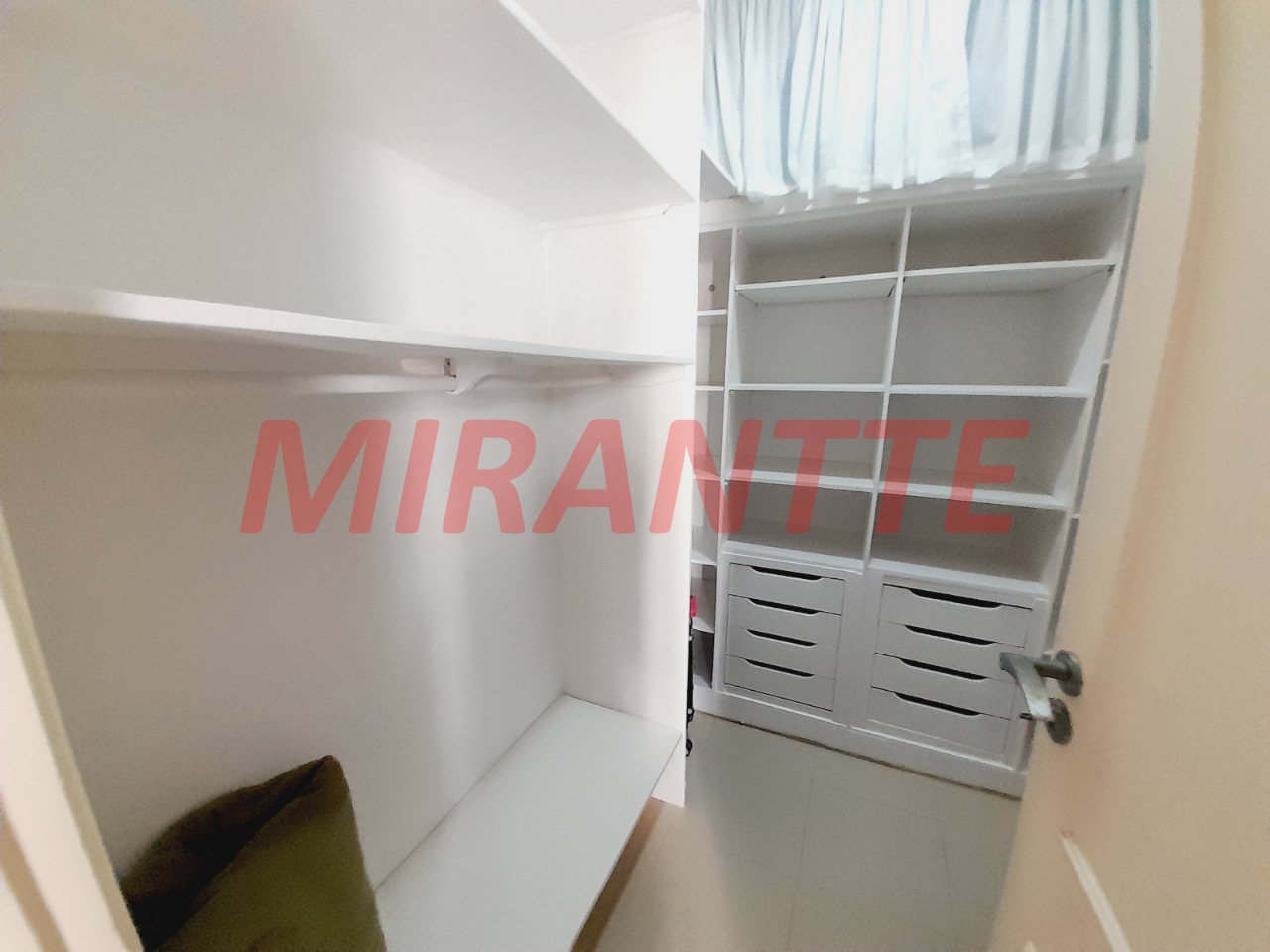 Apartamento de 166m² com 3 quartos em Pitangueiras