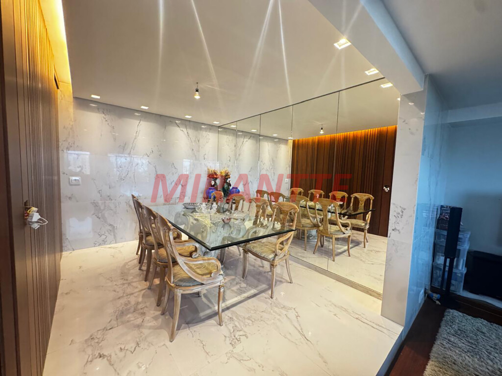 Apartamento de 212m² com 4 quartos em Santana