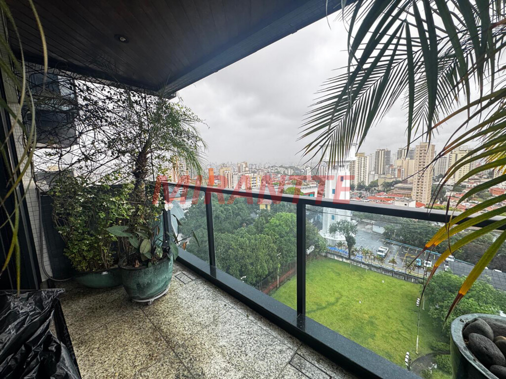 Apartamento de 212m² com 4 quartos em Santana