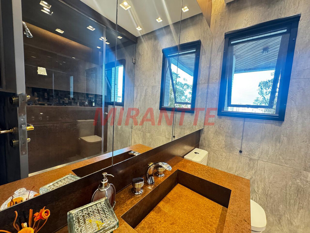 Apartamento de 212m² com 4 quartos em Santana
