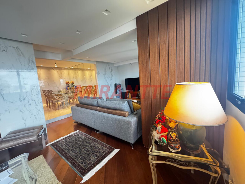 Apartamento de 212m² com 4 quartos em Santana