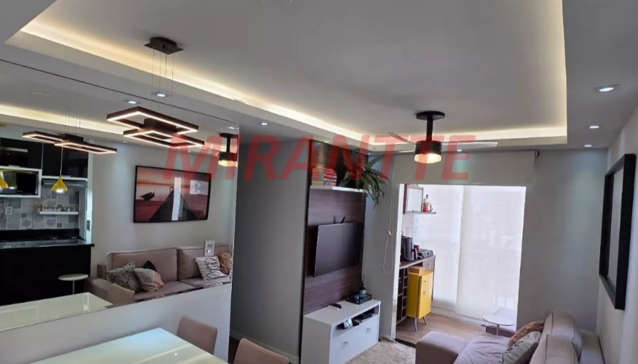 Apartamento de 49m² com 2 quartos em Vila Mazzei