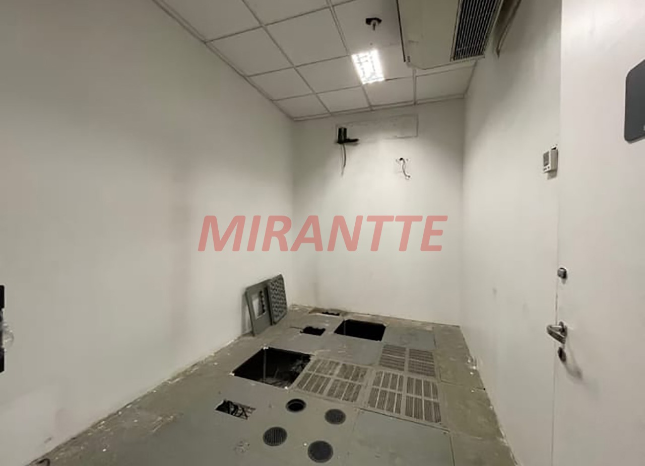 Galpao de 4243m² em Lapa De Baixo