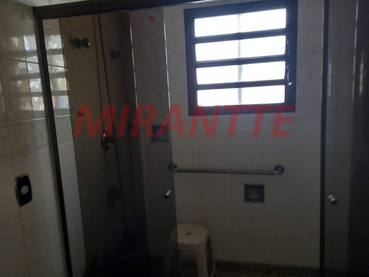 Sobrado de 328m² com 4 quartos em Jardim Japão