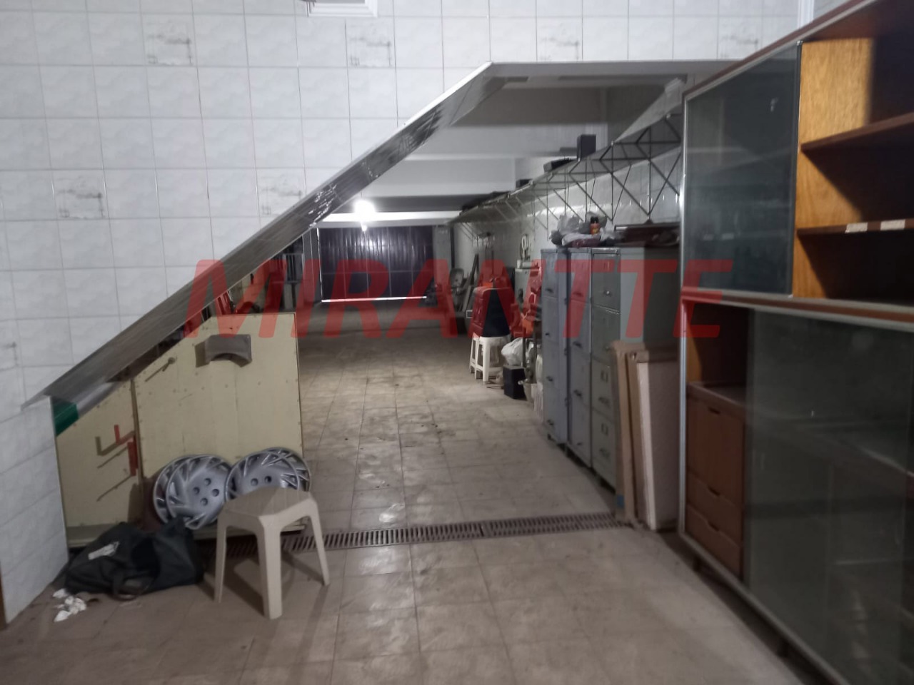 Sobrado de 328m² com 4 quartos em Jardim Japão