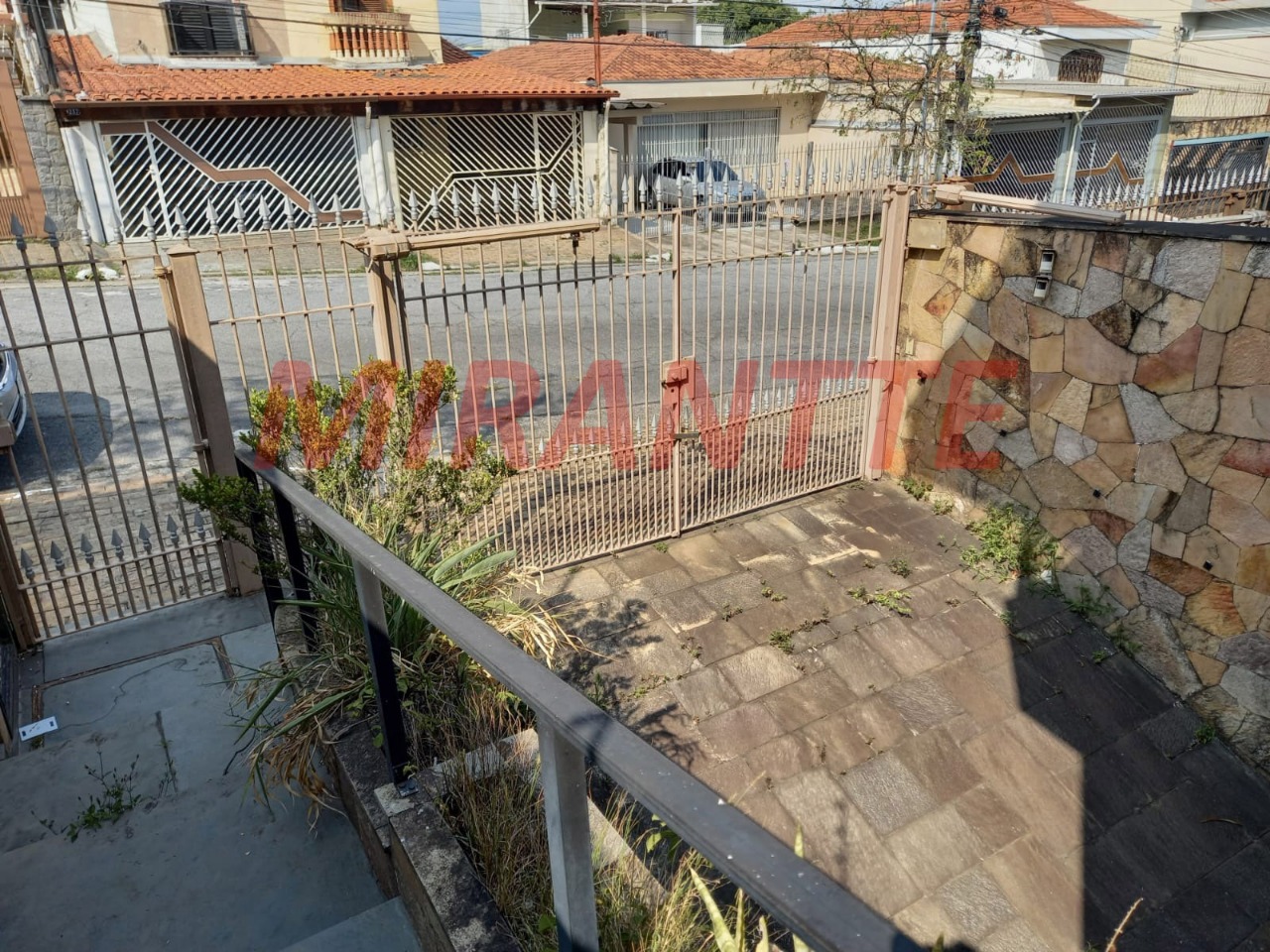 Sobrado de 328m² com 4 quartos em Jardim Japão