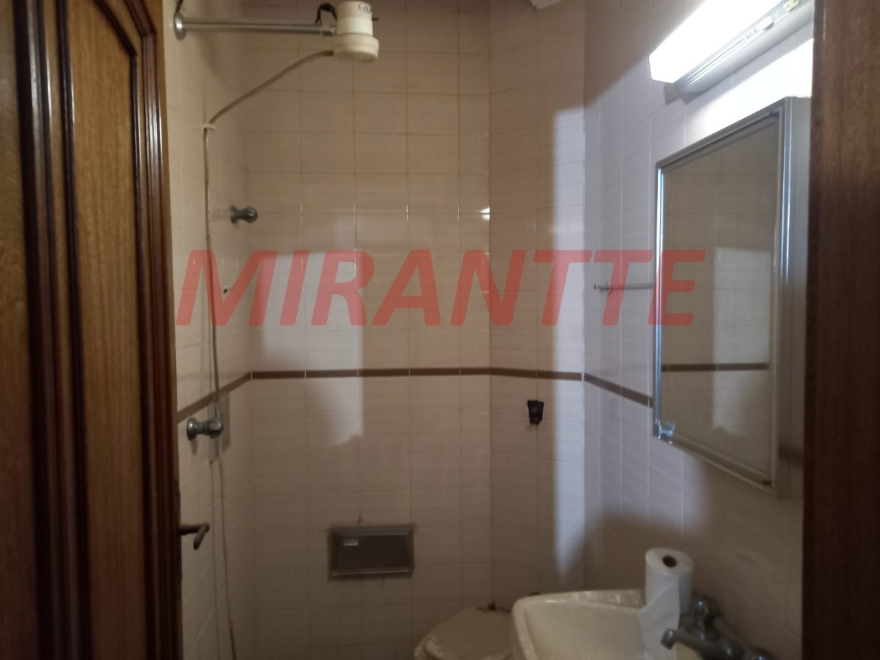 Sobrado de 328m² com 4 quartos em Jardim Japão