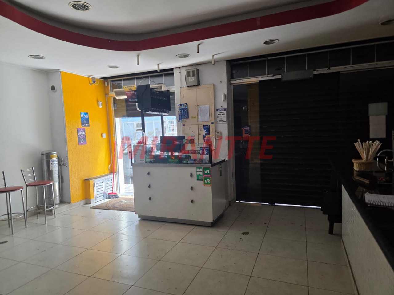 Comercial de 145m² em Santana