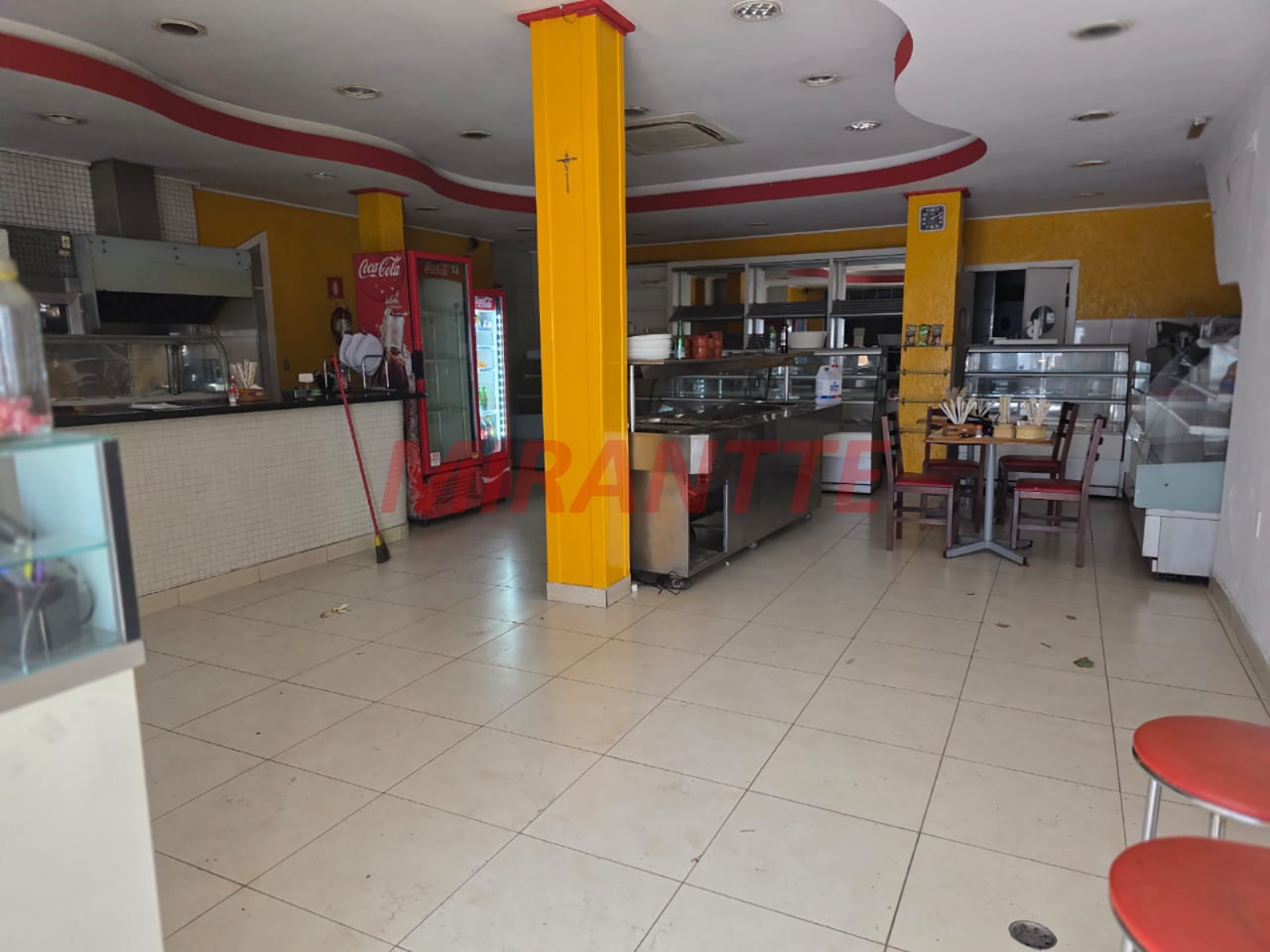 Comercial de 145m² em Santana