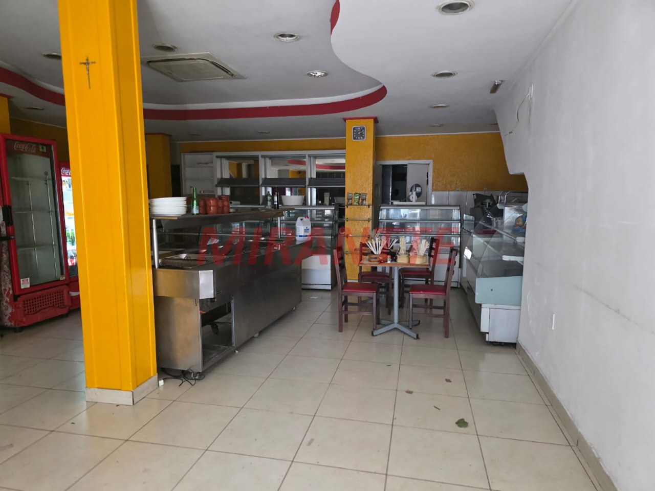 Comercial de 145m² em Santana