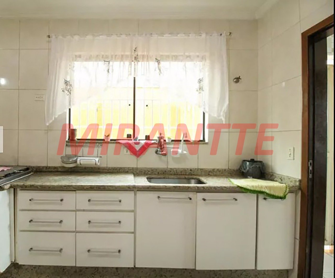 Casa terrea de 159m² com 4 quartos em Vila Arcadia