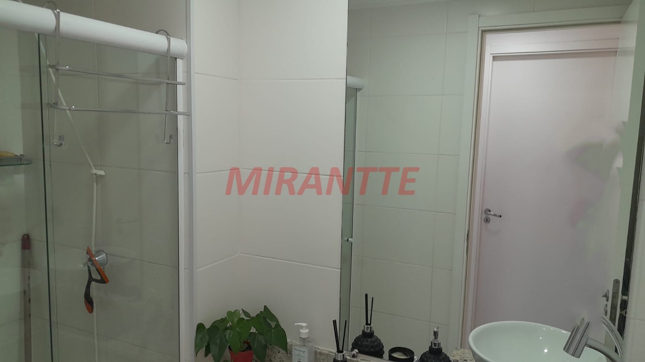 Apartamento de 33m² com 2 quartos em Parque Fongaro