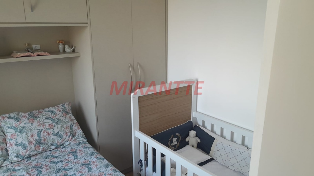 Apartamento de 33m² com 2 quartos em Parque Fongaro