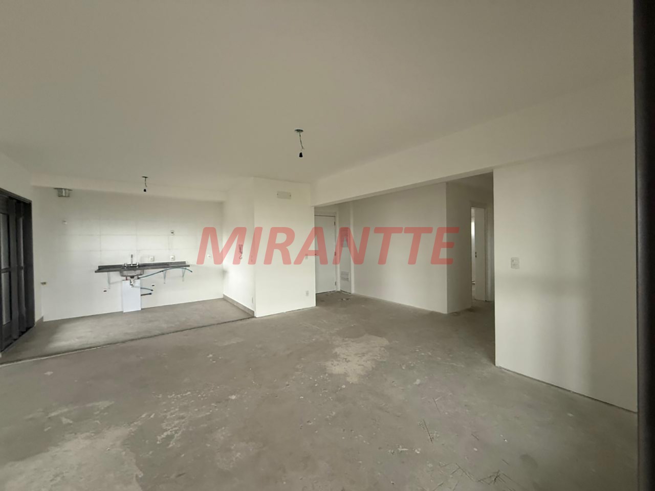 Apartamento de 244m² com 3 quartos em Santana