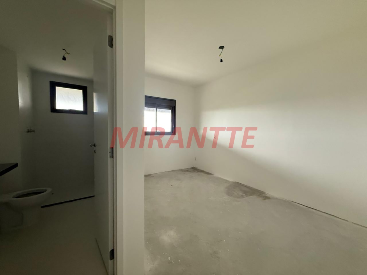 Apartamento de 244m² com 3 quartos em Santana