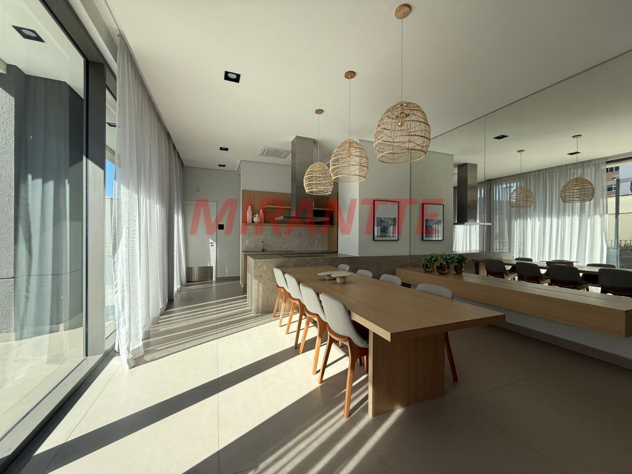 Apartamento de 244m² com 3 quartos em Santana