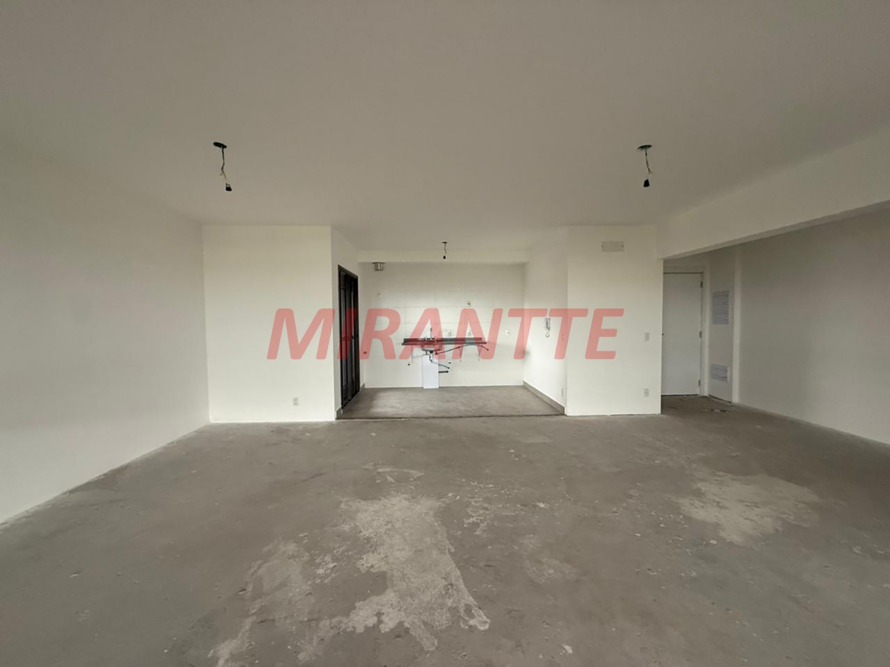 Apartamento de 244m² com 3 quartos em Santana