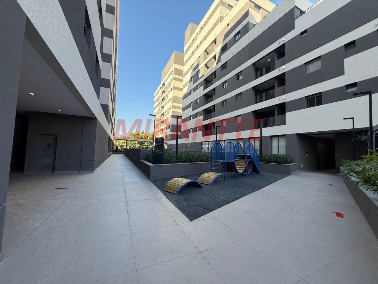 Apartamento de 244m² com 3 quartos em Santana
