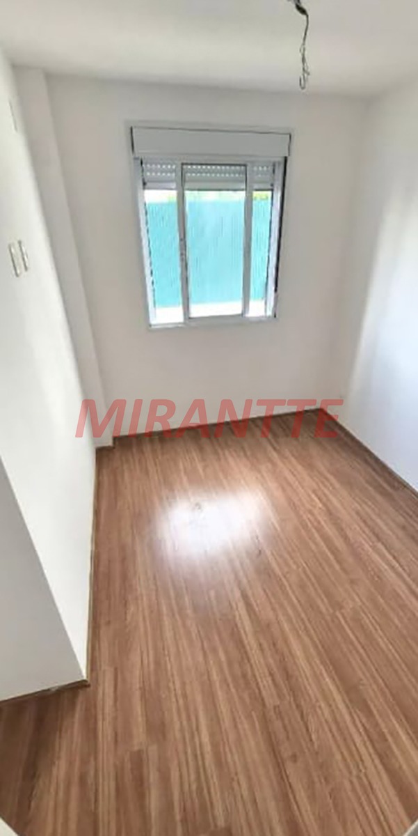 Apartamento de 45m² com 2 quartos em Vila Maria Baixa