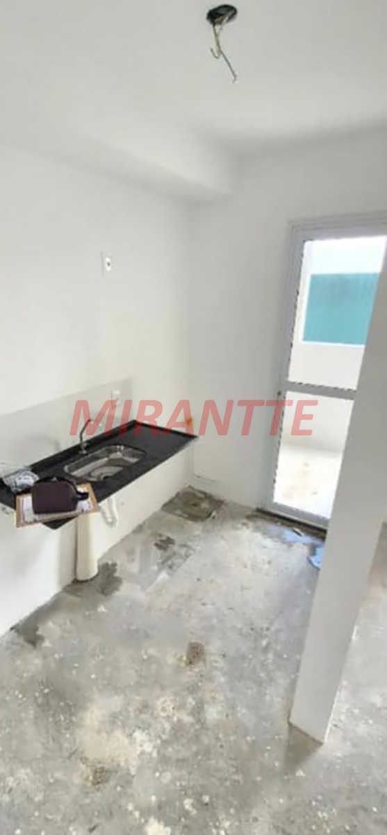 Apartamento de 45m² com 2 quartos em Vila Maria Baixa