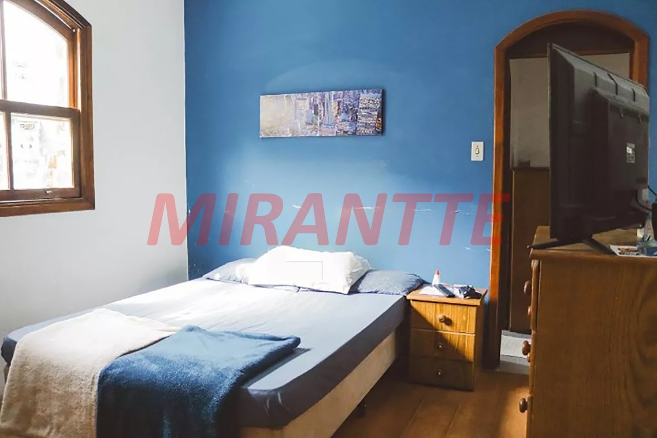 Sobrado de 330m² com 3 quartos em Vila Celeste