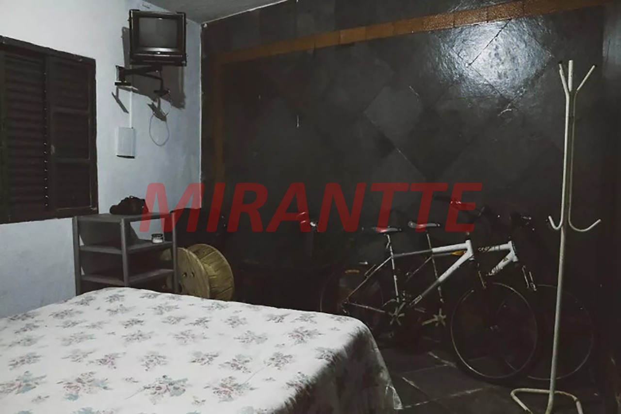 Sobrado de 330m² com 3 quartos em Vila Celeste