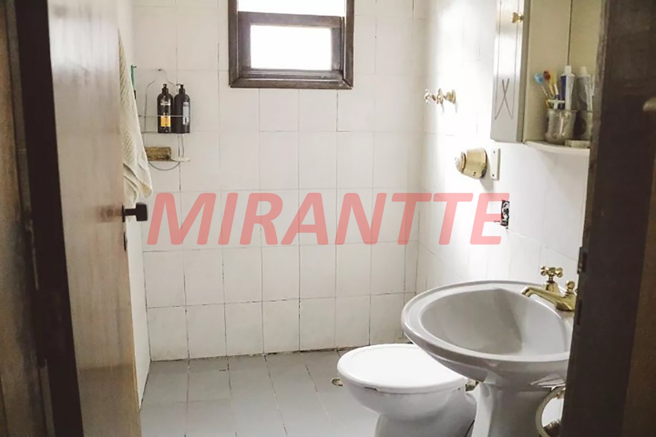 Sobrado de 330m² com 3 quartos em Vila Celeste