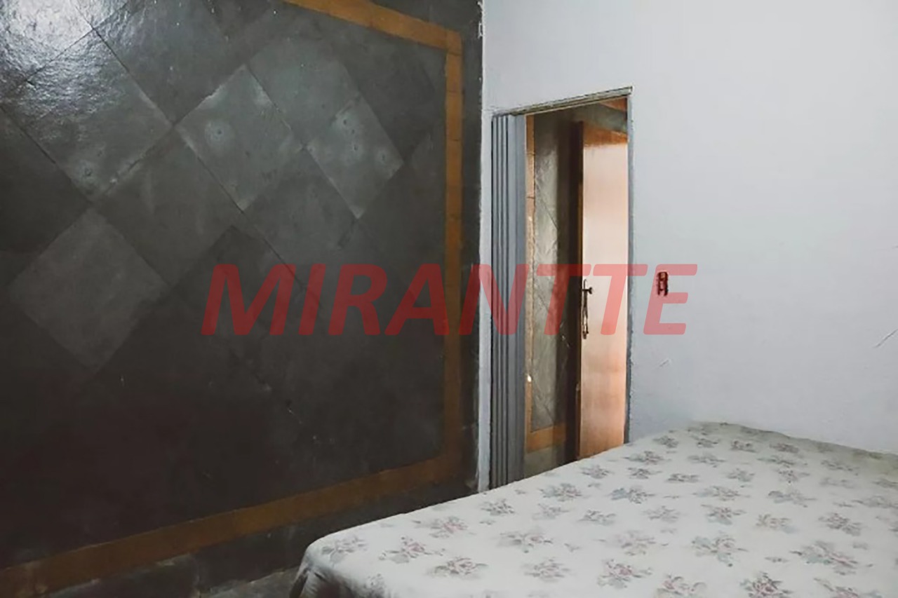 Sobrado de 330m² com 3 quartos em Vila Celeste