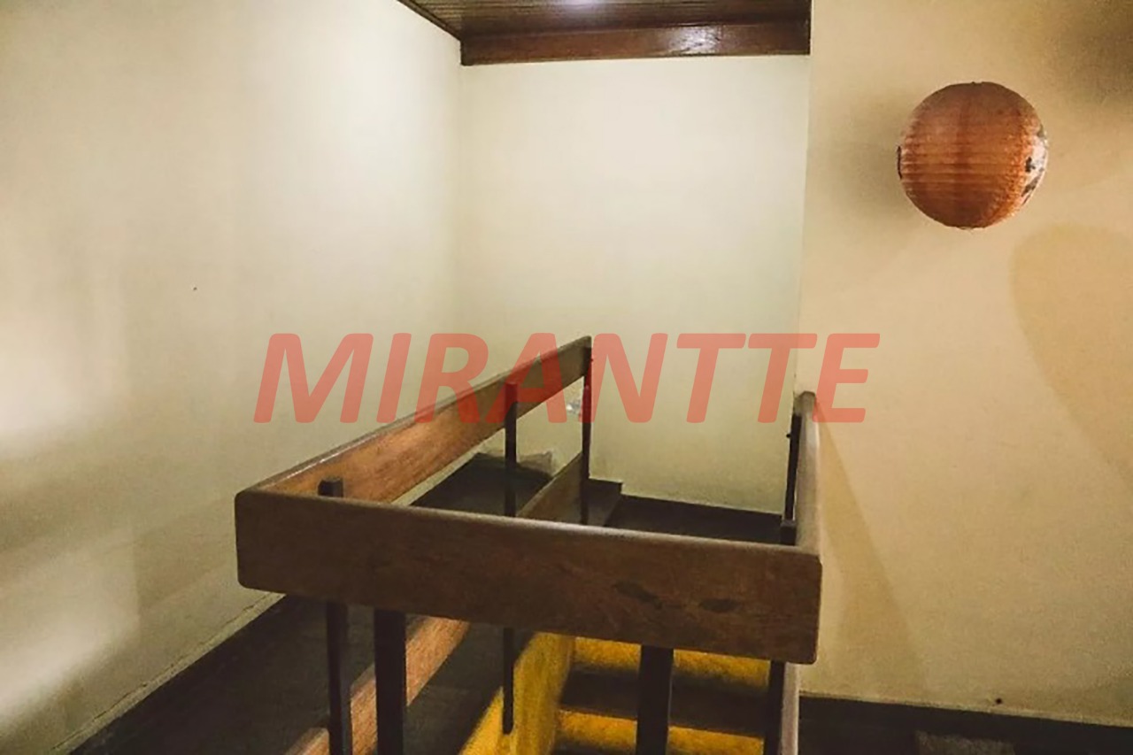 Sobrado de 330m² com 3 quartos em Vila Celeste