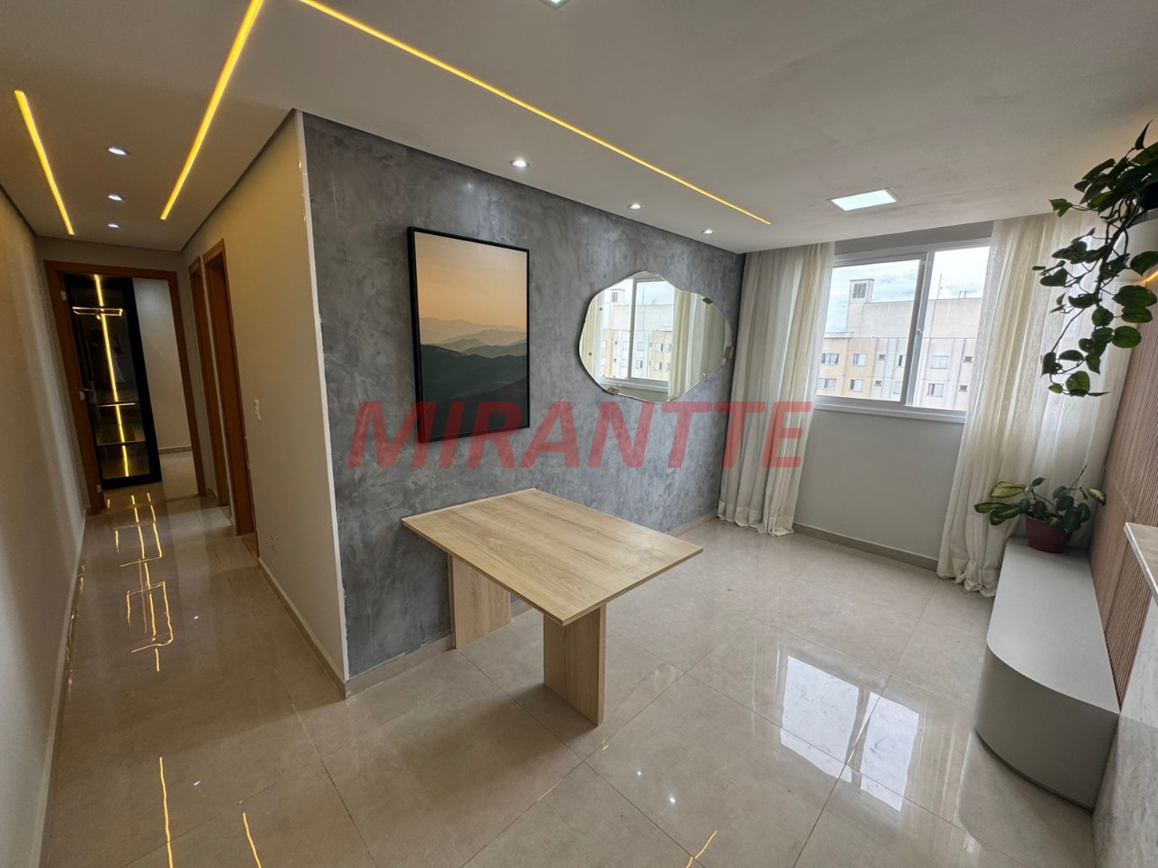 Apartamento de 44m² com 2 quartos em Jardim Iris