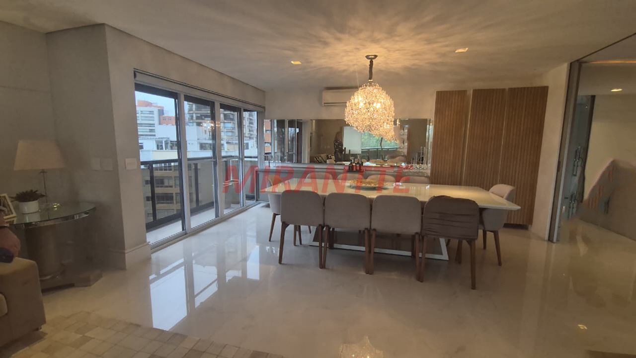 Apartamento de 240m² com 3 quartos em Jardim Luzitânia