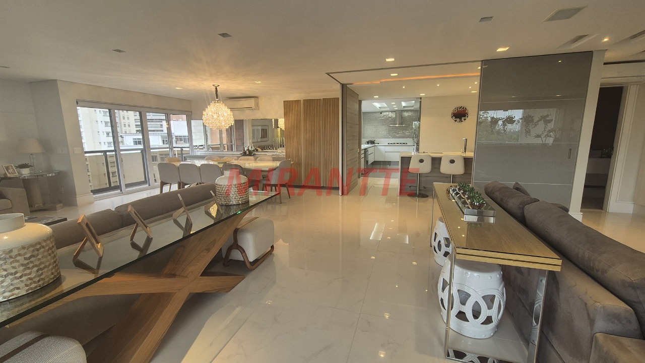 Apartamento de 240m² com 3 quartos em Jardim Luzitânia