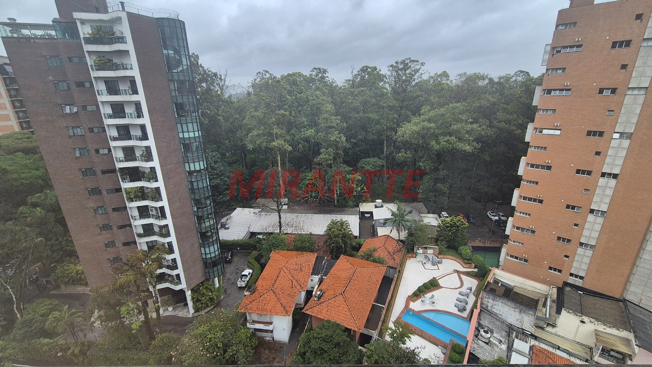 Apartamento de 240m² com 3 quartos em Jardim Luzitânia