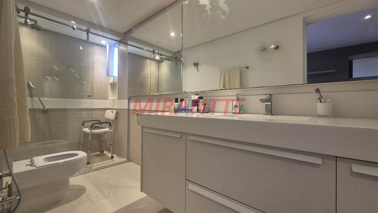 Apartamento de 240m² com 3 quartos em Jardim Luzitânia