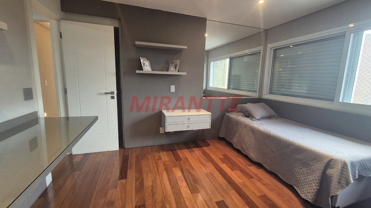 Apartamento de 240m² com 3 quartos em Jardim Luzitânia