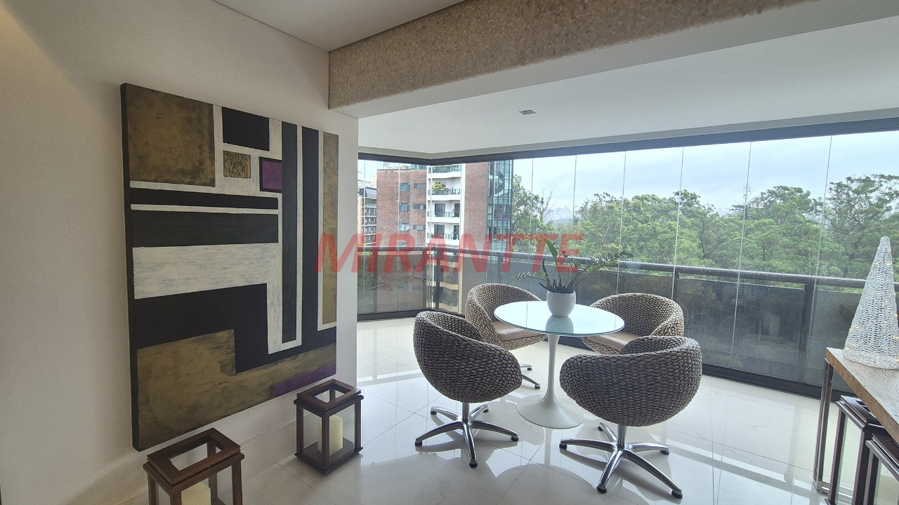 Apartamento de 240m² com 3 quartos em Jardim Luzitânia