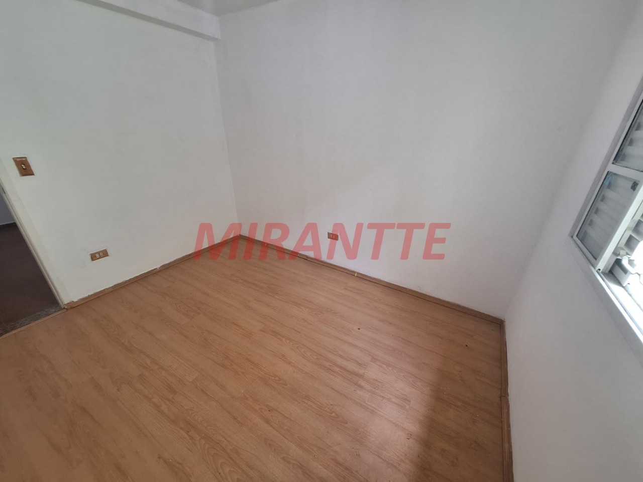 Casa terrea de 146m² com 4 quartos em Conjunto Residencial Santa Terezinha