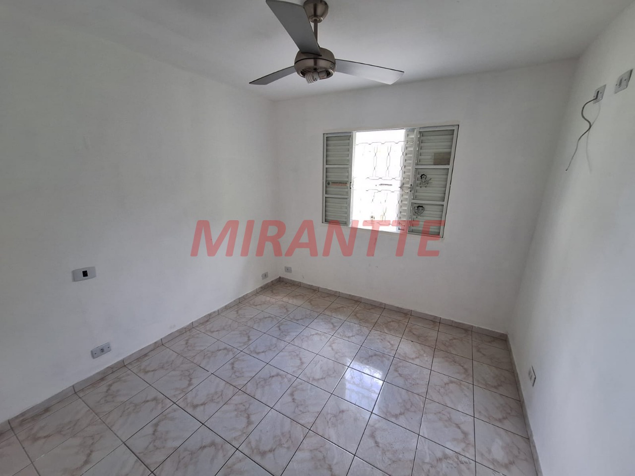 Casa terrea de 146m² com 4 quartos em Conjunto Residencial Santa Terezinha