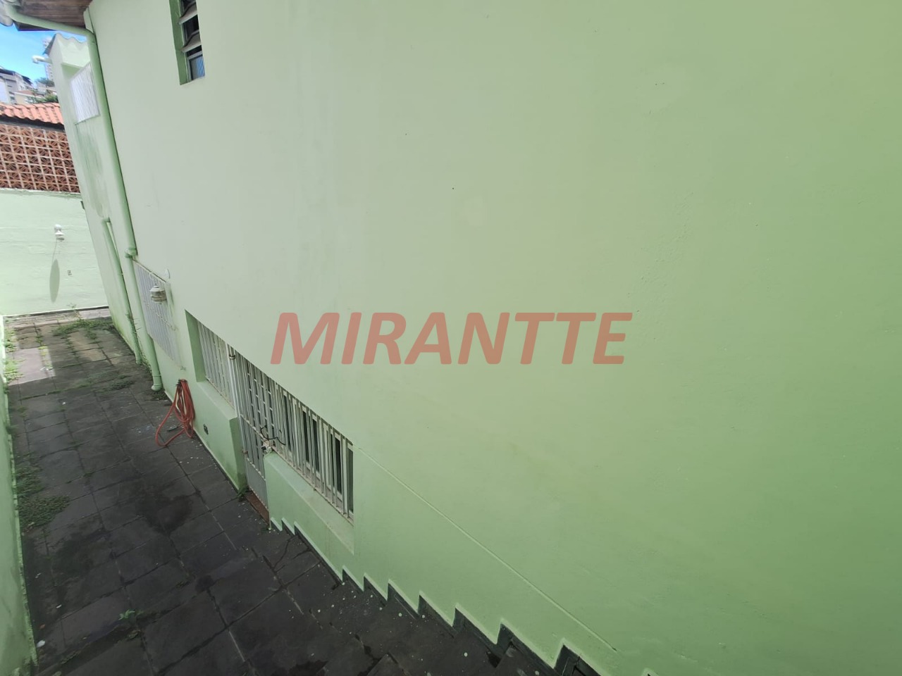 Casa terrea de 146m² com 4 quartos em Conjunto Residencial Santa Terezinha