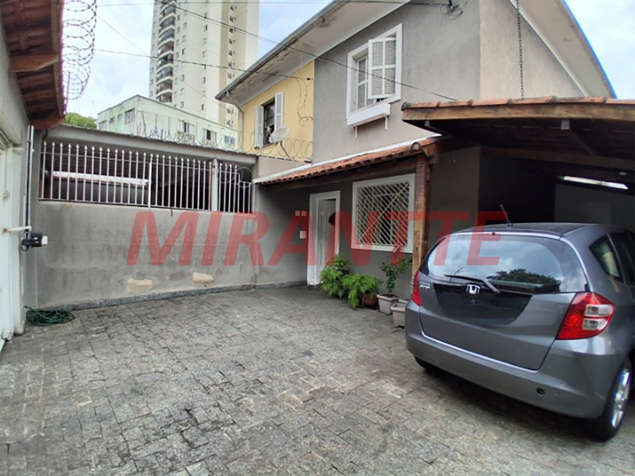 Terreno de 0m² em Vila Guilherme