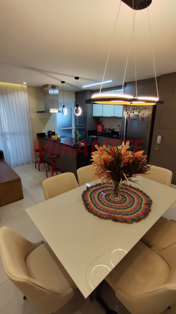 Apartamento de 78m² com 2 quartos em Santana