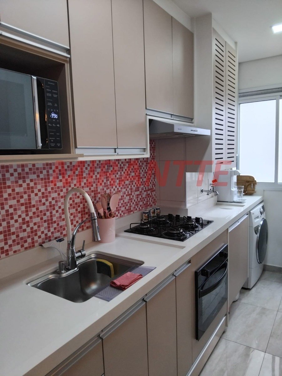 Apartamento de 42m² com 2 quartos em Vila Nova Cachoeirinha