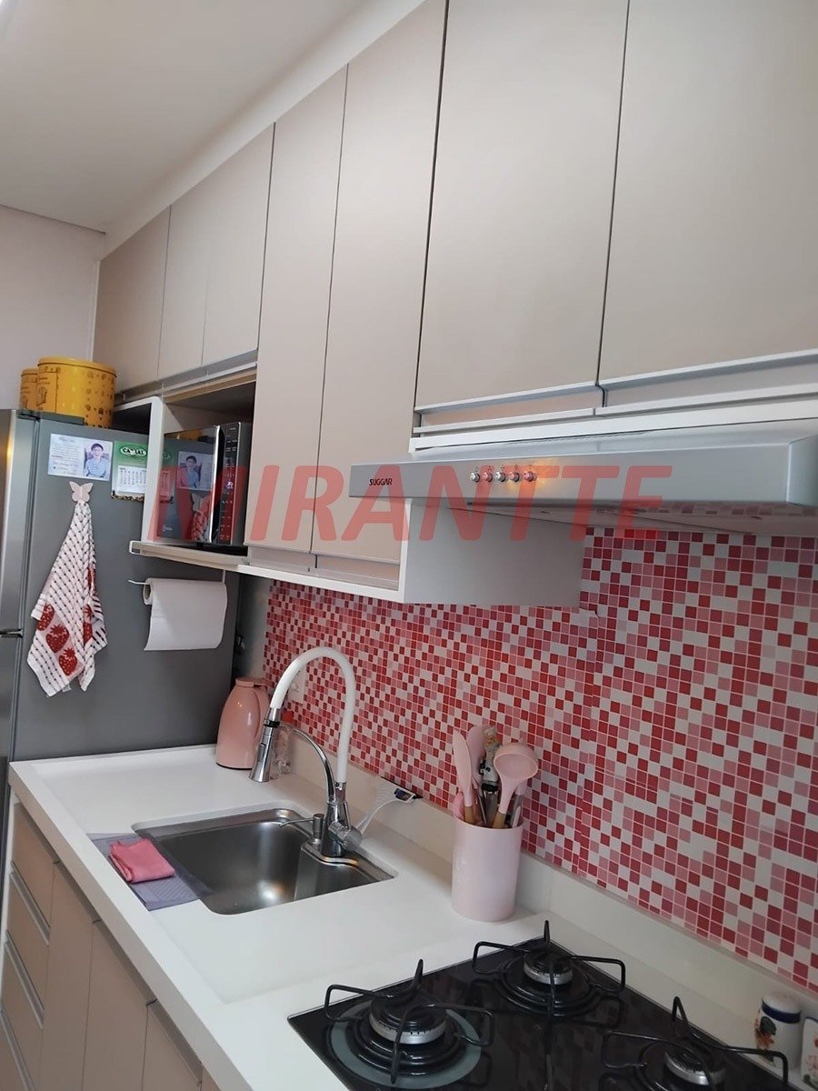 Apartamento de 42m² com 2 quartos em Vila Nova Cachoeirinha